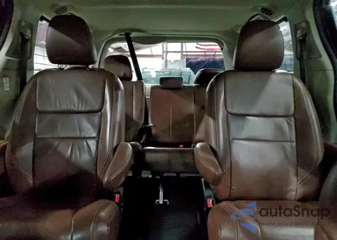 2017 Toyota Sienna Xle z USA, uszkodzony, nr VIN 5TDDZ3DC7HS182205